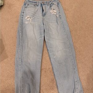 American Eagle Boyfriend Jeans Faded Blue Ripped Denim